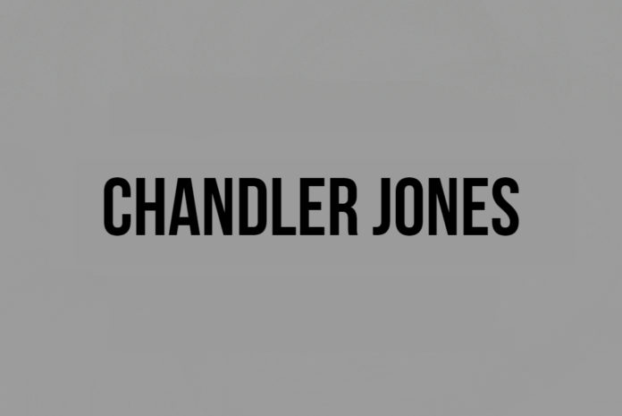 Raiders Sign LB Chandler Jones