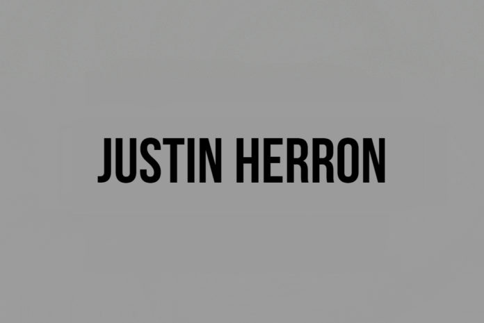 Raiders acquire T Justin Herron